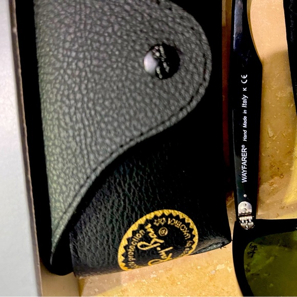EC Ray-Ban Wayfarers with Box Hard Case Cloth - Picture 2 of 5